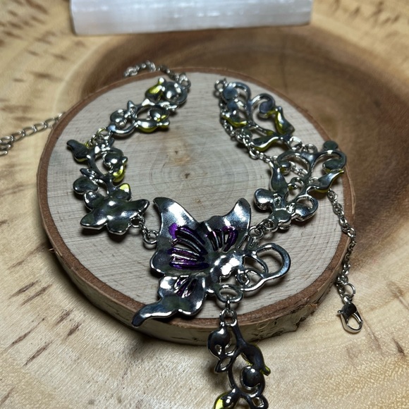 VTG| Purple Rhinestones 🦋💜✨ - Picture 7 of 9